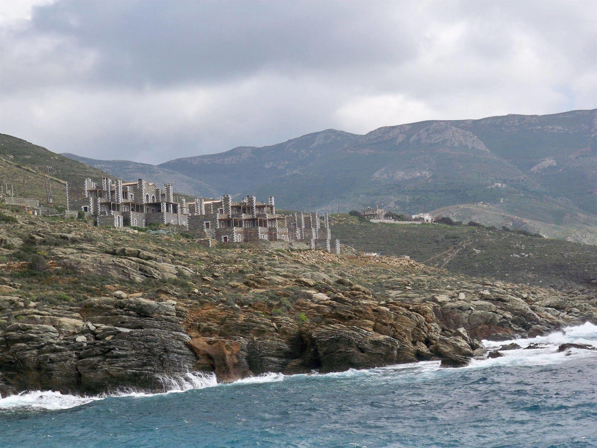 Porto Mani Suites Kyparissos  Bagian luar foto